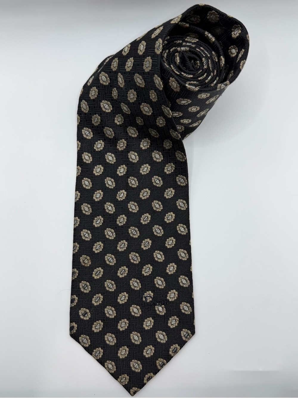 Christian Dior Monsieur Black Textured Floral Pattern Embroidered Dior Silk Tie